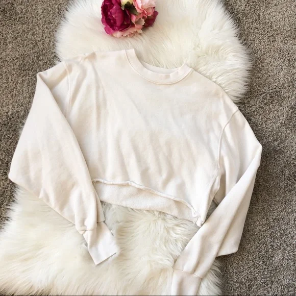 Good American cropped sweatshirt, brand new - Picture 3 of 3